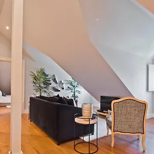 Iconic & Elegant Design 2 Bedroom Apt By Fs , Lisbon Portugal